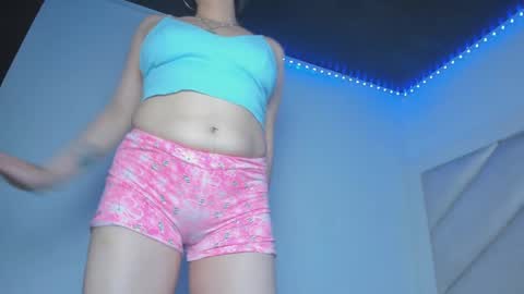 Snapshot of victoria__js_ chatting on June 2026 09:20:02 PM Victoria online show from June 2026 09:20:02 PM