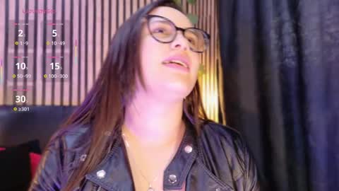 victorira online show from October 2025 06:08:02 PM