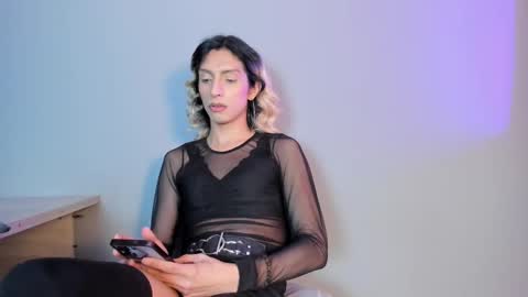 Victoria online show from September 2025 04:53:02 PM