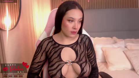 Victoria Collins online show from February 2025 11:53:01 AM