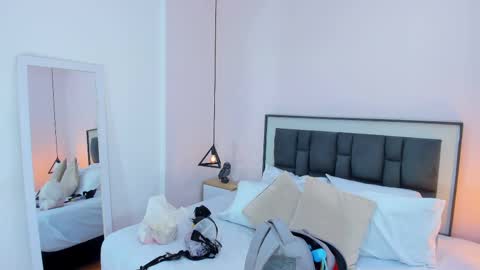 valentina online show from November 2025 09:28:02 AM