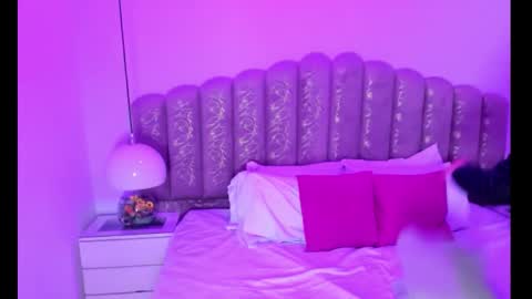 valentina online show from January 2026 12:09:02 PM