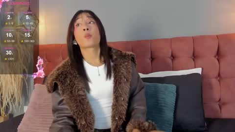 Snapshot of victoria_decapri chatting on February 2026 06:17:02 PM victoria online show from February 2026 06:17:02 PM