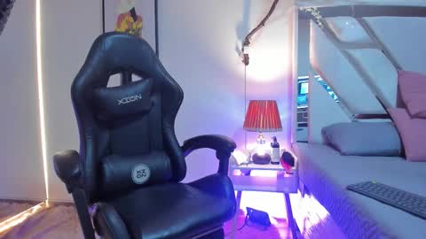 Victoria  online show from February 2026 03:45:01 AM