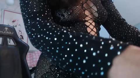 Victoria online show from April 2026 02:17:02 PM