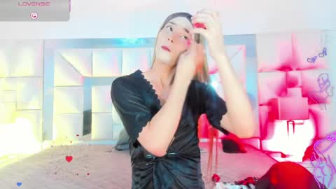 Victoria online show from April 2026 07:29:01 PM