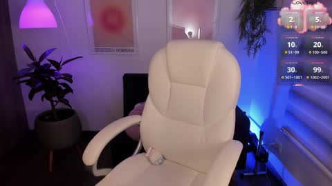 Snapshot of victoria_korss chatting on January 2025 08:03:01 AM Victoria online show from January 2025 08:03:01 AM