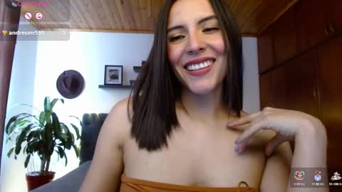 VICTORIA MARTELO online show from February 2025 04:25:02 PM