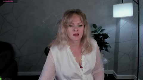 Snapshot of victoria_nelson chatting on May 2026 01:14:02 AM Victoria My schedule for the week 2 GMT 3am-9am TuWeThFrSa online show from May 2026 01:14:02 AM
