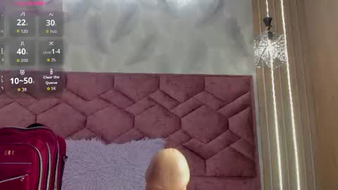 Snapshot of victoria_noir_18 chatting on July 2026 03:34:01 AM Vicky online show from July 2026 03:34:01 AM