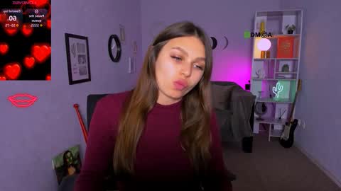 Victoria online show from October 2025 09:01:01 AM