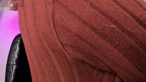 D A N I online show from October 2025 09:11:01 PM