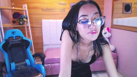 Victoria  online show from January 2025 02:26:02 AM