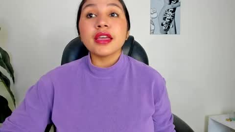 Snapshot of victoria_rossee chatting on February 2026 12:33:01 PM VICTORIA online show from February 2026 12:33:01 PM