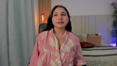 Snapshot of victoria_rossee chatting on May 2026 12:45:02 PM VICTORIA online show from May 2026 12:45:02 PM