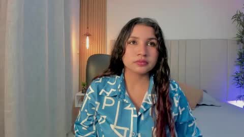 Snapshot of victoria_rossee chatting on May 2026 12:09:02 PM VICTORIA online show from May 2026 12:09:02 PM