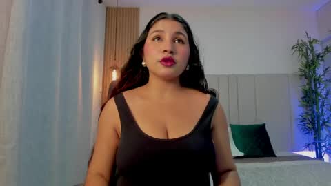 Snapshot of victoria_rossee chatting on June 2026 12:29:01 PM VICTORIA online show from June 2026 12:29:01 PM