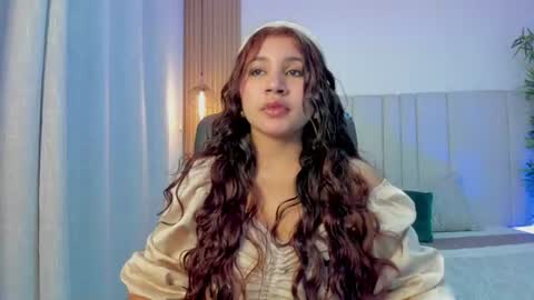 Snapshot of victoria_rossee chatting on June 2026 12:14:02 PM VICTORIA online show from June 2026 12:14:02 PM