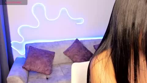 Snapshot of victoria_se chatting on December 2024 04:49:02 AM Victoria online show from December 2024 04:49:02 AM