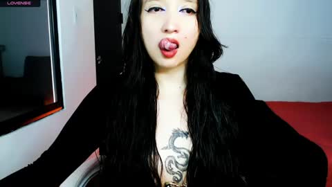 Snapshot of victoria_smile_ chatting on July 2026 07:05:02 PM Victoria online show from July 2026 07:05:02 PM