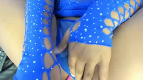 VICTORIA online show from February 2025 03:25:02 PM