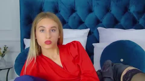 Snapshot of victoriahopson chatting on September 2025 08:09:01 PM Victoria online show from September 2025 08:09:01 PM