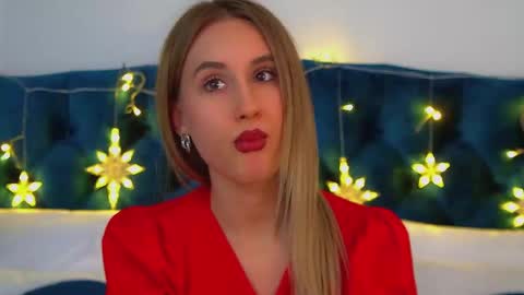 Victoria online show from December 2025 06:16:01 PM