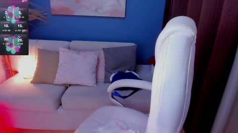 Victoria online show from March 2025 11:46:01 PM