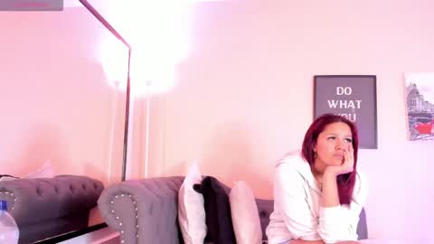 Snapshot of victoriazans chatting on May 2026 11:18:02 AM Victoriazans online show from May 2026 11:18:02 AM