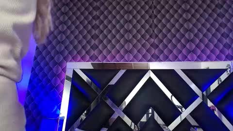 victtoria lee online show from November 2025 07:07:02 PM