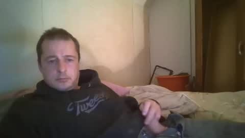 Snapshot of vids1977 chatting on January 2025 09:35:02 AM vids1977 online show from January 2025 09:35:02 AM