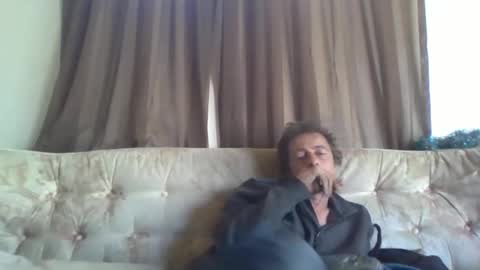 Snapshot of vids1977 chatting on October 2025 10:07:02 PM vids1977 online show from October 2025 10:07:02 PM