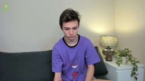 Snapshot of viego_pattel chatting on November 2025 12:28:01 PM Viego Pattel online show from November 2025 12:28:01 PM