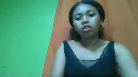 Snapshot of vierge28430 chatting on May 2026 02:41:02 AM vierge28430 online show from May 2026 02:41:02 AM