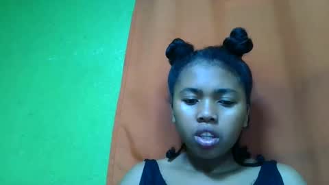 Snapshot of vierge28430 chatting on May 2026 06:53:01 AM vierge28430 online show from May 2026 06:53:01 AM