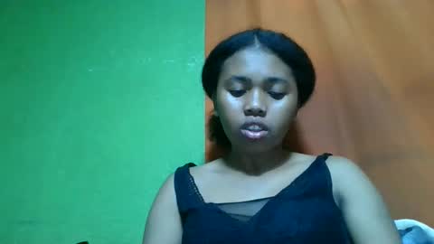 Snapshot of vierge28430 chatting on May 2026 08:18:01 AM vierge28430 online show from May 2026 08:18:01 AM
