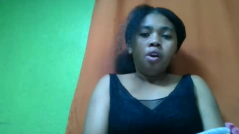 Snapshot of vierge28430 chatting on May 2026 03:01:02 AM vierge28430 online show from May 2026 03:01:02 AM