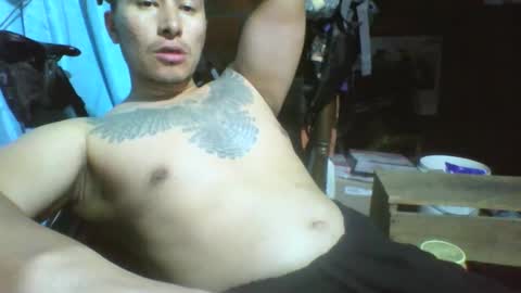 Snapshot of viernes1010 chatting on May 2026 05:52:01 PM viernes1010 online show from May 2026 05:52:01 PM