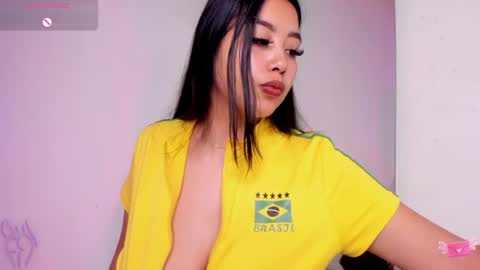 Snapshot of viioleett_cum chatting on June 2026 04:11:01 PM viioleett_cum online show from June 2026 04:11:01 PM