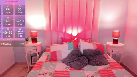 Violet online show from February 2025 02:59:01 PM