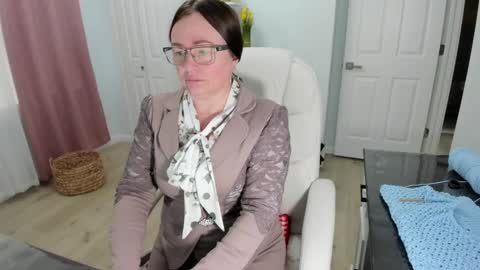 Snapshot of vika7333 chatting on February 2025 02:11:02 PM Ukrainian-woman online show from February 2025 02:11:02 PM