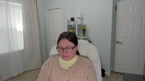 Snapshot of vika7333 chatting on March 2025 02:56:01 PM Ukrainian-woman online show from March 2025 02:56:01 PM