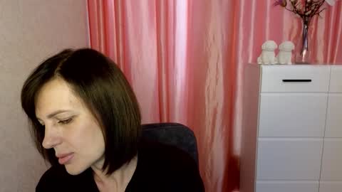 Vika online show from September 2025 09:53:01 AM