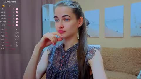 vikiberry online show from September 2025 10:37:01 AM