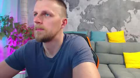 Snapshot of vikingchrisss chatting on May 2026 08:42:01 AM vikingchrisss online show from May 2026 08:42:01 AM