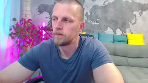 Snapshot of vikingchrisss chatting on July 2026 12:03:02 PM vikingchrisss online show from July 2026 12:03:02 PM