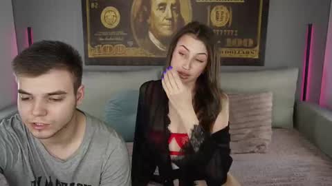 Snapshot of vikki_and_george chatting on September 2025 08:09:02 PM vikki and george online show from September 2025 08:09:02 PM