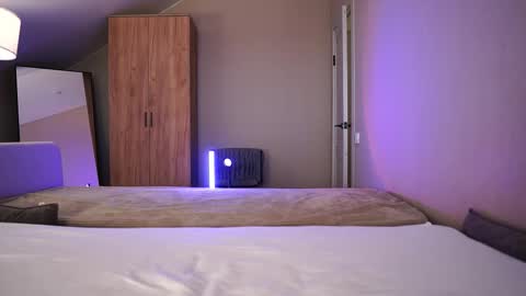 VIKKI online show from March 2026 12:10:02 PM