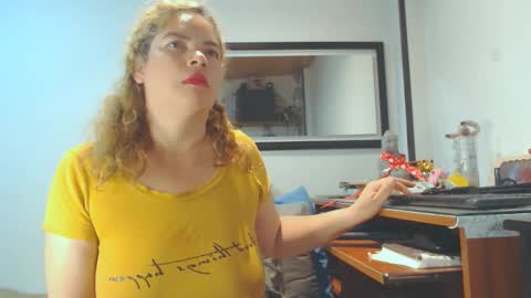 VIKKKTORIAAA online show from February 2025 09:26:02 AM