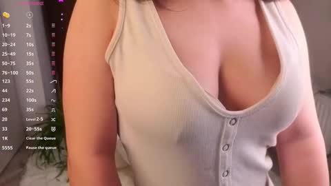 Vixi online show from February 2026 06:27:01 PM